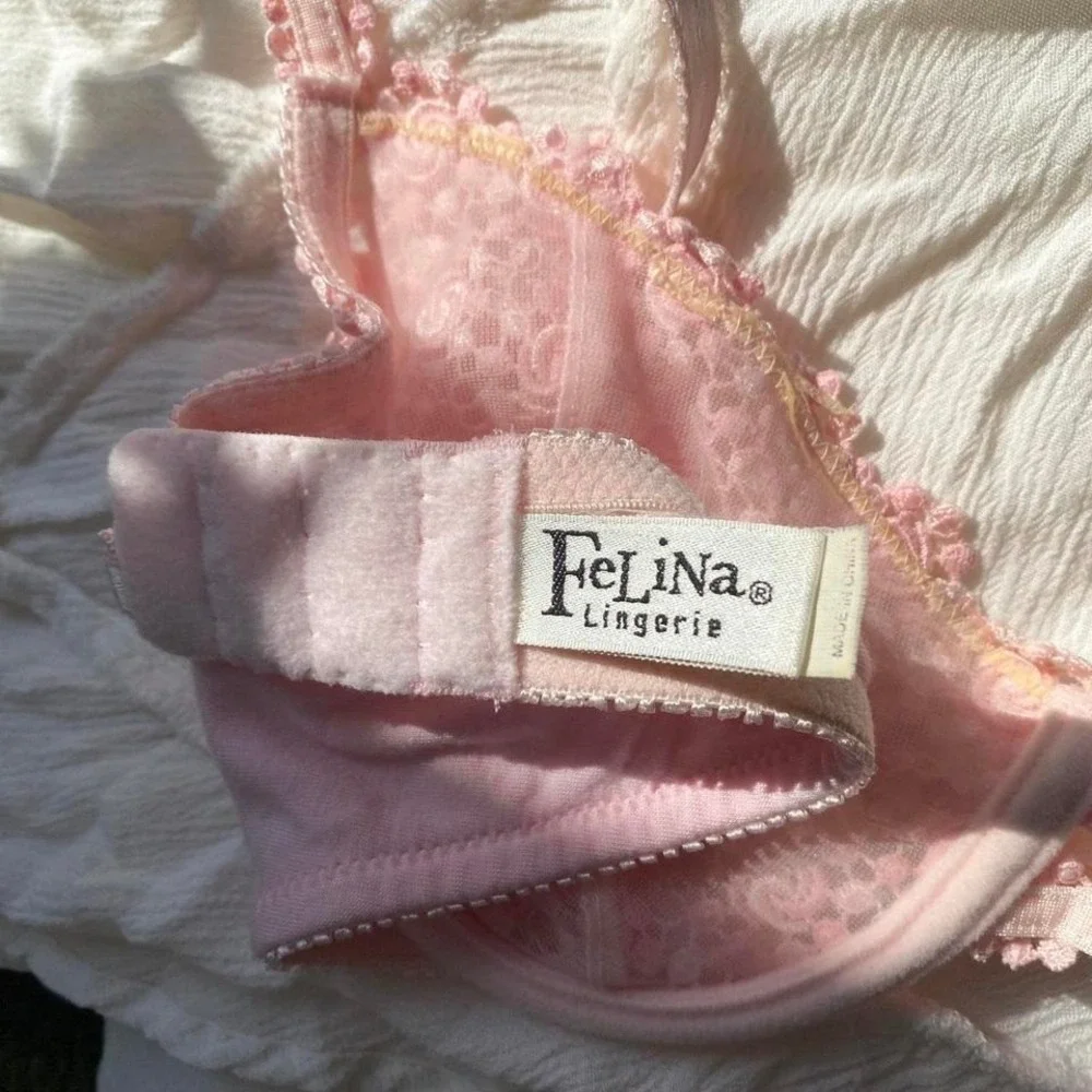 Felina Balconette Bra Size 34B Bubblegum Pink Embroidered‎ Underwire Fairy